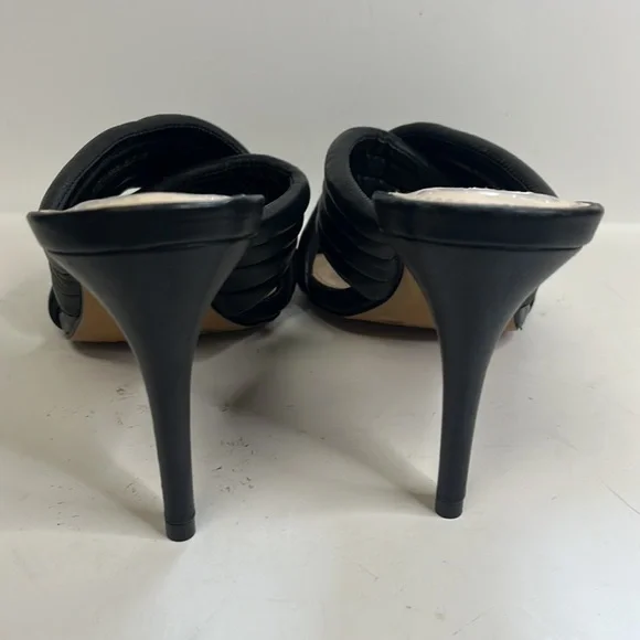 Vince Camuto Sandal Sarendie Women's Size 8.5 Black Quilted Strap Slide - Picture 5 of 7